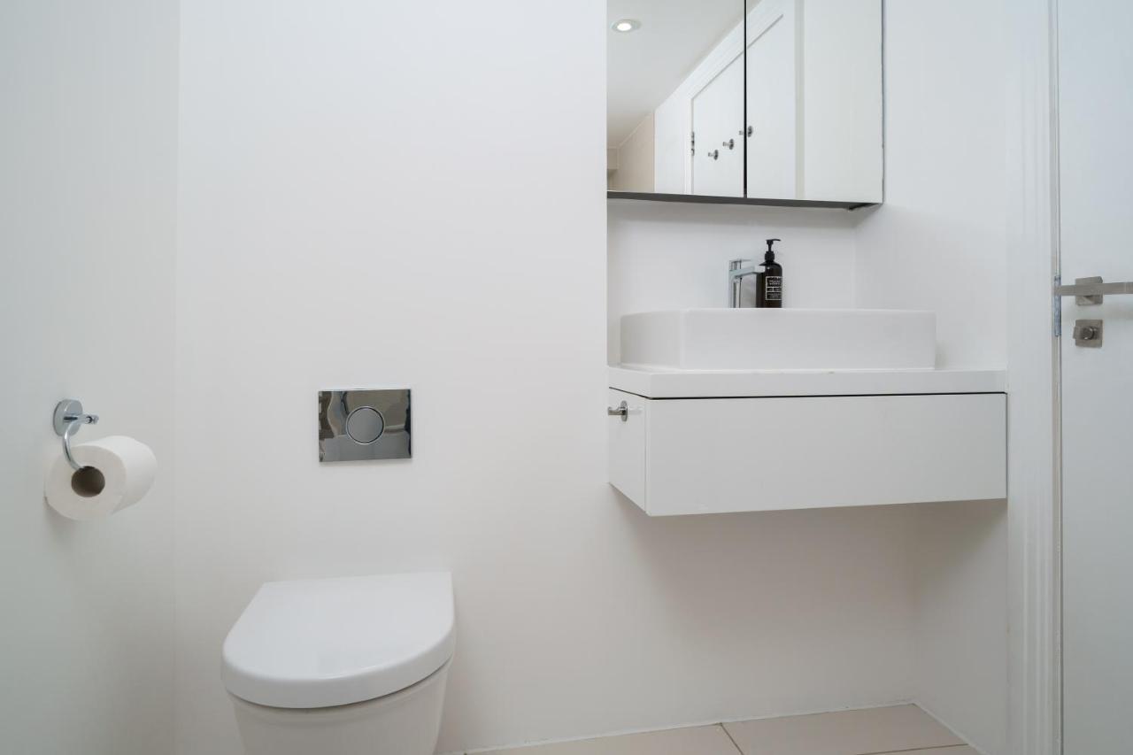 Апартаменты Aircon 2 Bedr, 3 Beds, 2 Bath Covent Garden, Subway Лондон Экстерьер фото