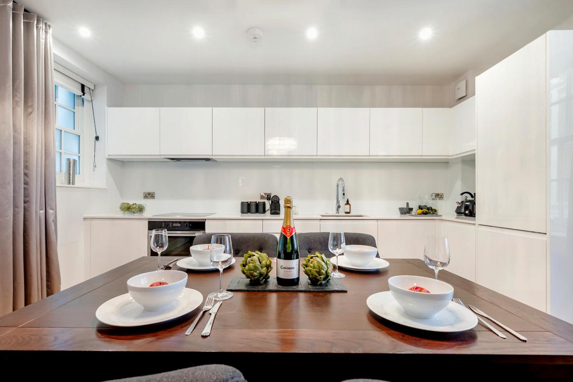 Апартаменты Aircon 2 Bedr, 3 Beds, 2 Bath Covent Garden, Subway Лондон Экстерьер фото